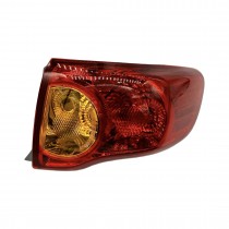 FARO TRASERO DERECHO TOYOTA...