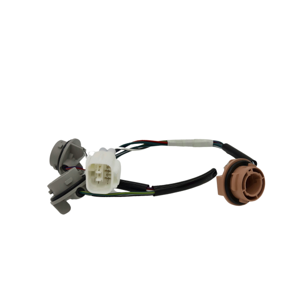 CABLEADO FARO TRASERO HILUX 2016-2023 PARA FARO KOITO - Imagen 1