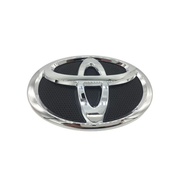 1_637407996336525794 EMBLEMA "LOGO" PARRILLA TOYOTA ETIOS 2013-2016 ORIGINAL - Imagen 1