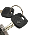 CILINDRO PUERTA HILUX 2016-2021 DELANTERO DERECHO REVO - Imagen 2