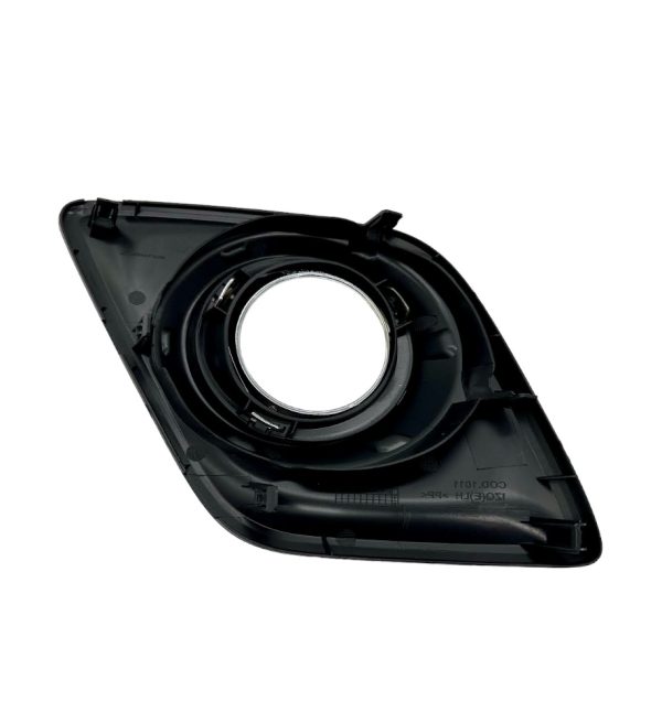 TAPA FARO AUXILIAR CON ARO CROMADO  HILUX 2016-2019 DERECHO - Imagen 2