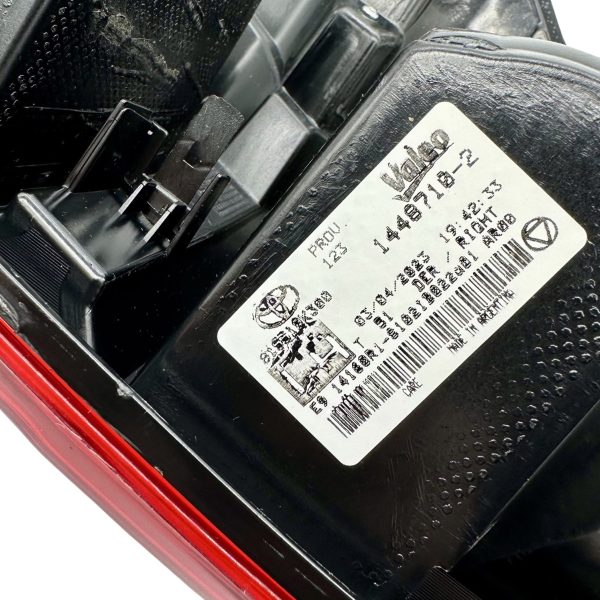 FARO TRASERO HILUX 2016-2023 DERECHO VALEO *SIN LAMPARA* ORIGINAL - Imagen 4