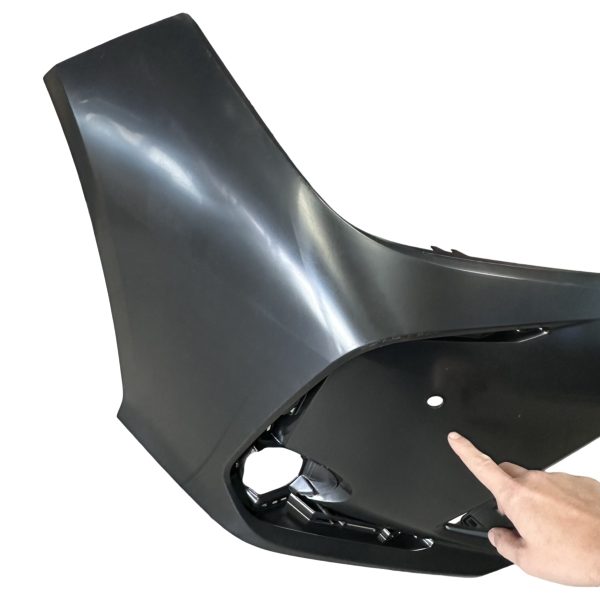 PARAGOLPE DELANTERO COROLLA 2020-2024 XEI / SEG C AGUJERO SENSOR  ORIGINAL - Imagen 4