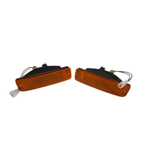JUEGO FARO GIRO  PARAGOLPE DERECHO- IZQUIERDO HILUX 1994-2001 COMPLETO - Imagen 1
