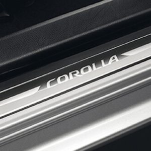 CUBRE ZOCALO TOYOTA COROLLA 2014-2018 ORIGINAL
