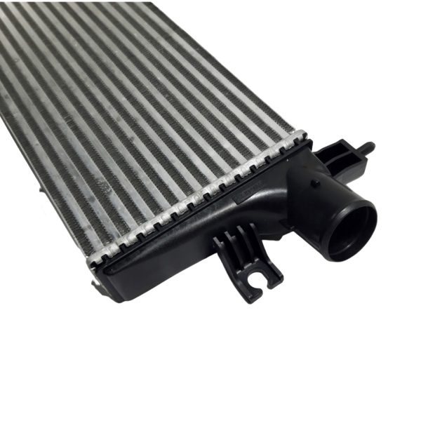 1_637697130740980308.jpeg RADIADOR INTERCOOLER HILUX-SW4 2016-2020 MOTOR 2.8-2.4 1GD-2GD REVO Tailandia - Imagen 1
