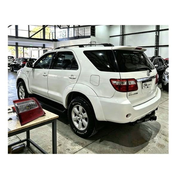 FARO TRASERO SW4 2008-2011 IZQUIERDO INTERIOR SPT - Imagen 5