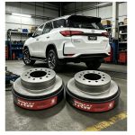 JUEGO DE DISCO DE FRENO TRASEROS SW4 2016-2026/ HILUX 2024-2026/ PRADO 2009-2015 TRW - Imagen 5