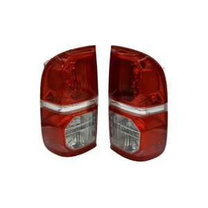 JUEGO DE FAROS TRASEROS HILUX 2012-2015 TYC
